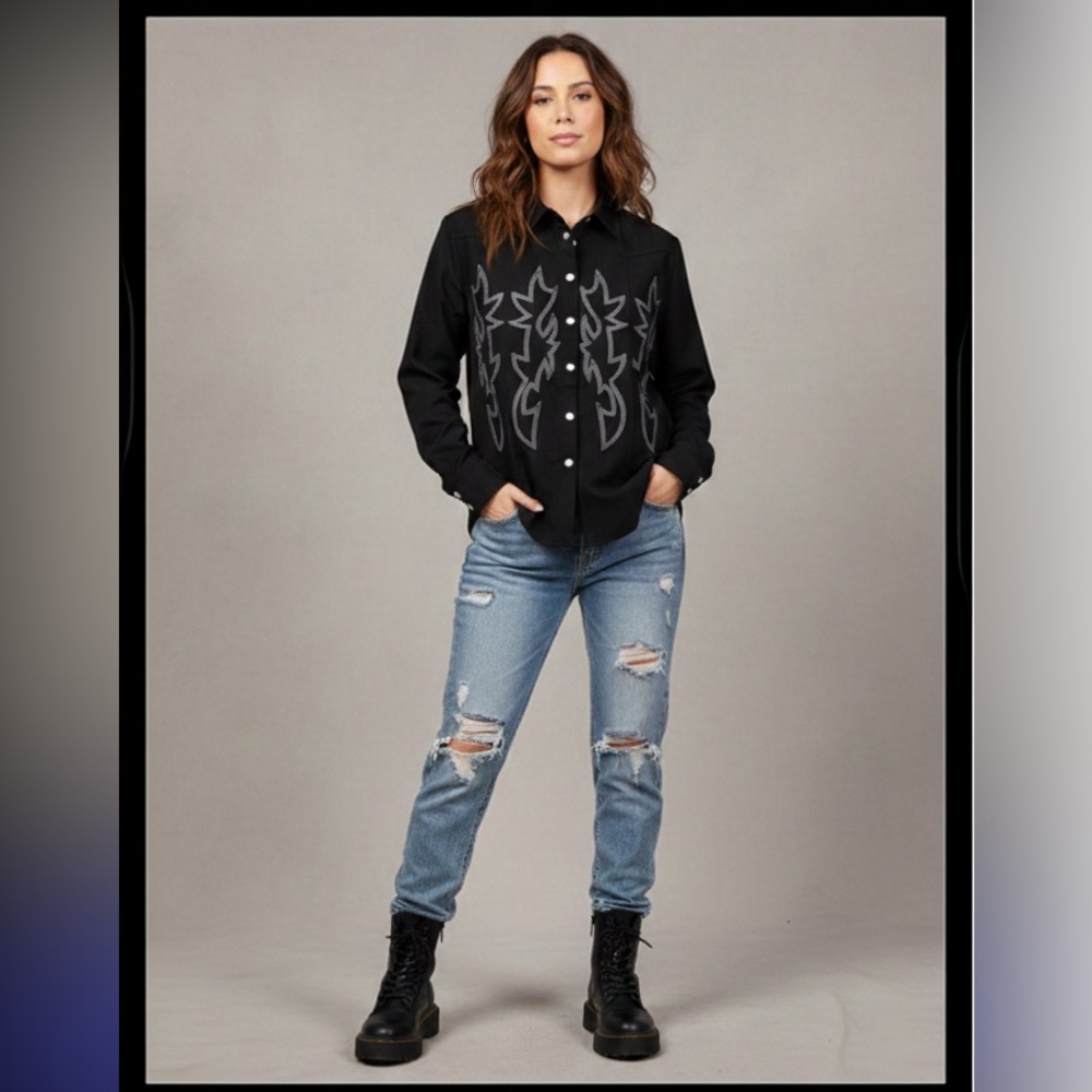 Statement Western Embroidered Button-Down Shirt - Black & Silver